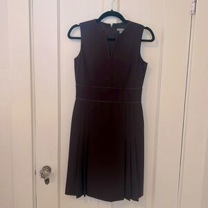💕 SALE! Ann Taylor Burgundy Dress, Pleated Skirt, Business Casual, 2P